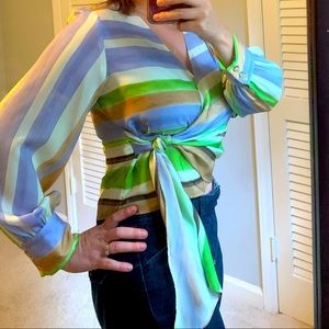 NWOT - Zara 70’s inspired cropped blouse